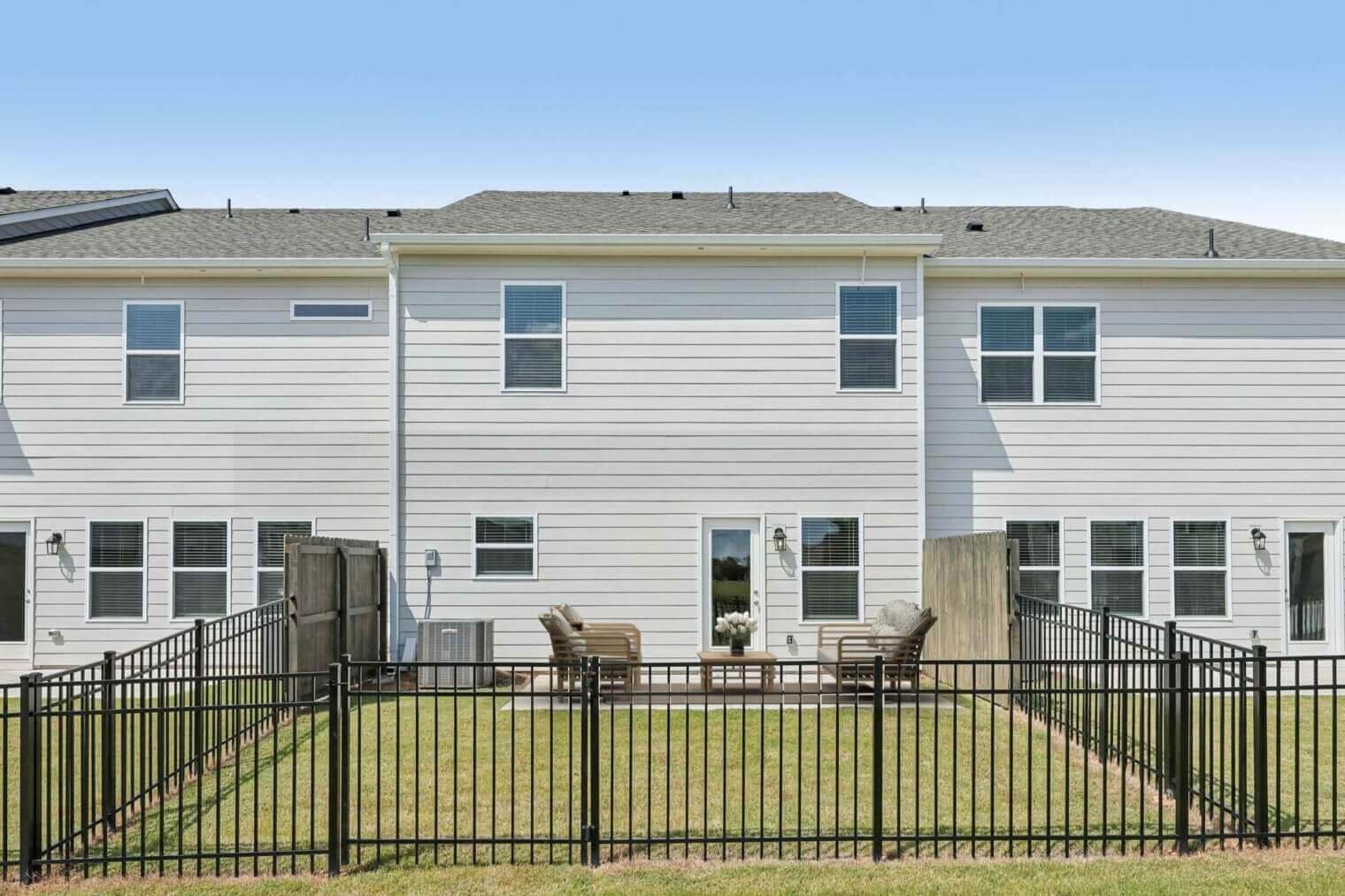 89 web or mls stately oaks ct s1309 19 032 1